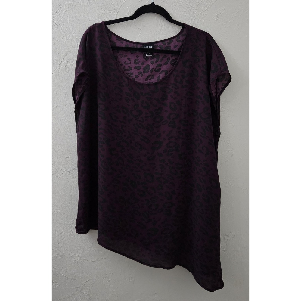 Torrid Cheetah Print Asymmetrical Blouse Semi Sheer‎ Animal Print Women's Size 1